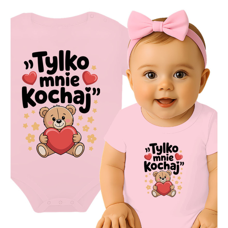 różowy