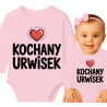 różowy