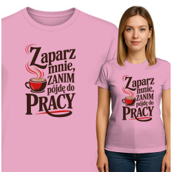 różowy